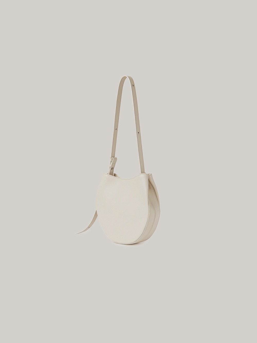 Round Drop Small Bag (ivory)